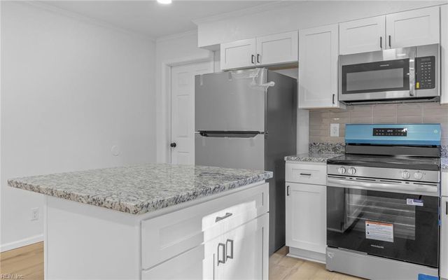 5513 S Greenefield DR, Portsmouth, VA 23703