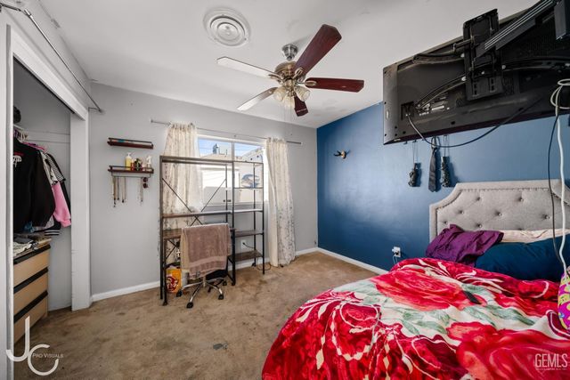 1601 Howard Avenue, Bakersfield, CA 93308