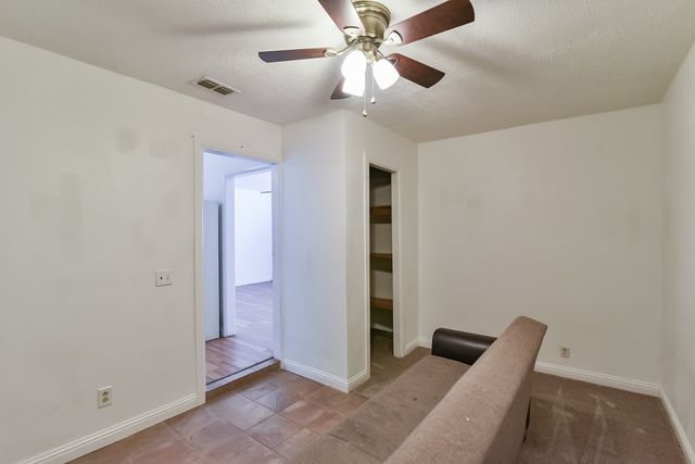 344 NW Renfro Street, Burleson, TX 76028