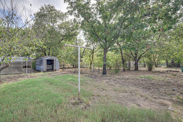 344 NW Renfro Street, Burleson, TX 76028