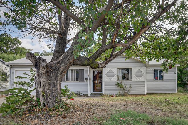 344 NW Renfro Street, Burleson, TX 76028