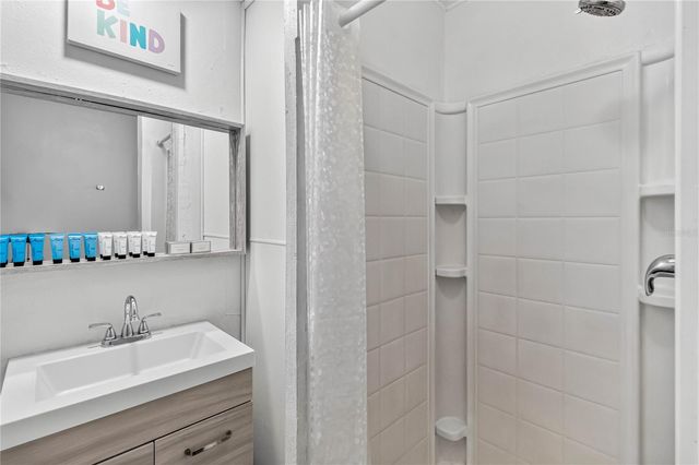 745 HILLVIEW DRIVE, Altamonte Springs, FL 32714