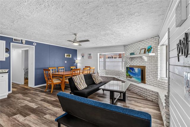 745 HILLVIEW DRIVE, Altamonte Springs, FL 32714