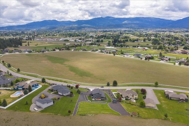 20409 E Happy Trails Ln, Otis Orchards, WA 99027