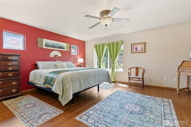943 Candlestick Lane SW, Olympia, WA 98512