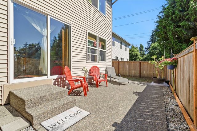943 Candlestick Lane SW, Olympia, WA 98512