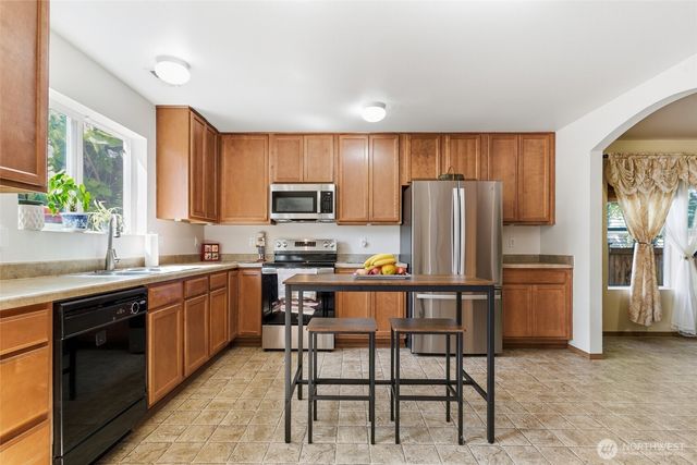 943 Candlestick Lane SW, Olympia, WA 98512