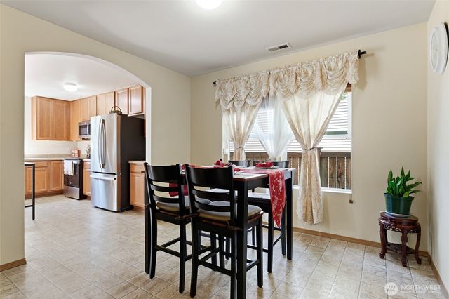943 Candlestick Lane SW, Olympia, WA 98512