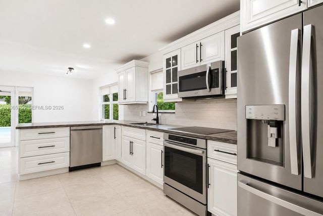 10830 SW 79th Ave, Miami, FL 33156