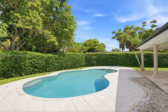10830 SW 79th Ave, Miami, FL 33156