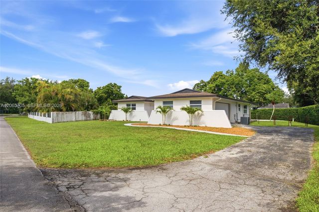 10830 SW 79th Ave, Miami, FL 33156