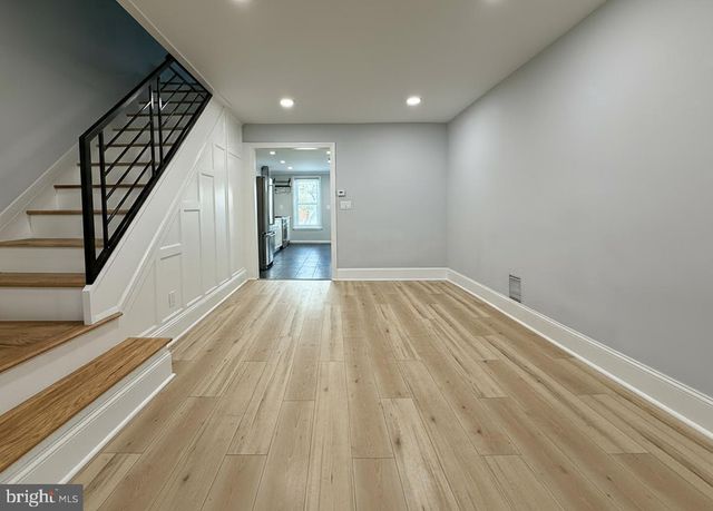 1533 S 8TH ST, Philadelphia, PA 19147