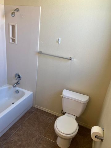 857 Loma Pinon Loop NE, Rio Rancho, NM 87144