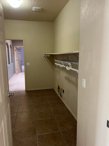 857 Loma Pinon Loop NE, Rio Rancho, NM 87144