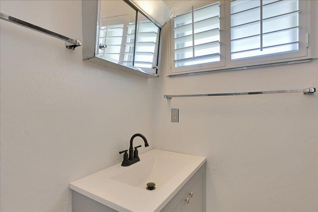 2404 Huston St, Marysville, CA 95901