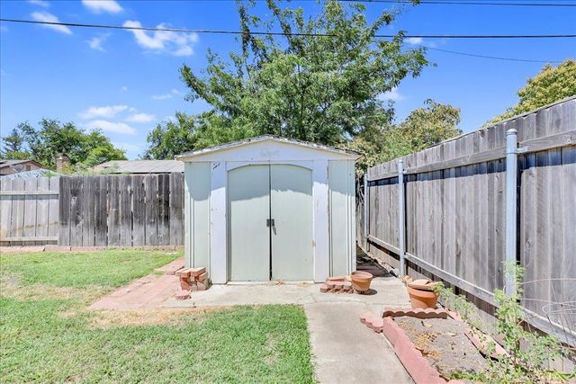 2404 Huston St, Marysville, CA 95901