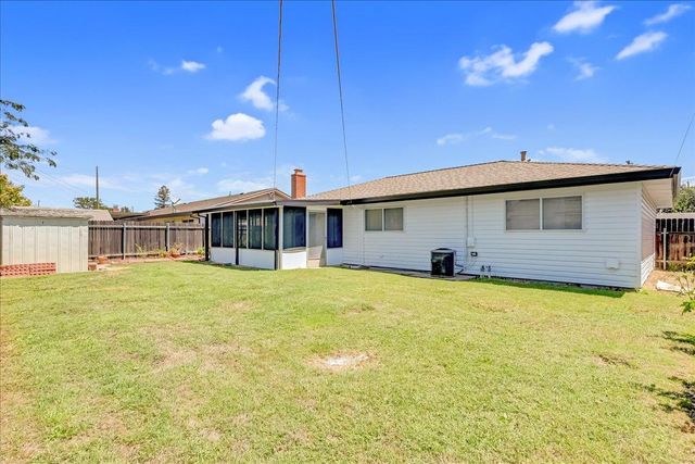 2404 Huston St, Marysville, CA 95901