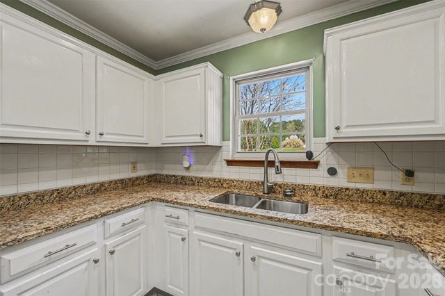 7329 Bailywick Drive, Waxhaw, NC 28173