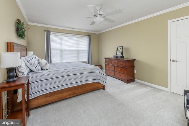 808 DERIUS DR, Mickleton, NJ 08056