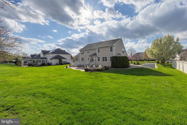 808 DERIUS DR, Mickleton, NJ 08056