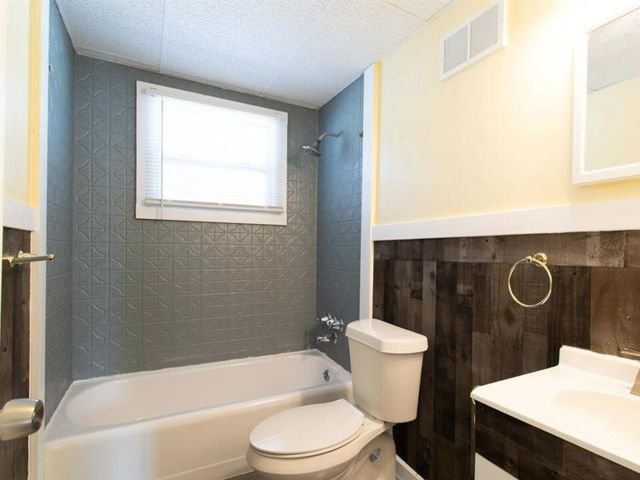 14411 Knox Avenue, Warren, MI 48089