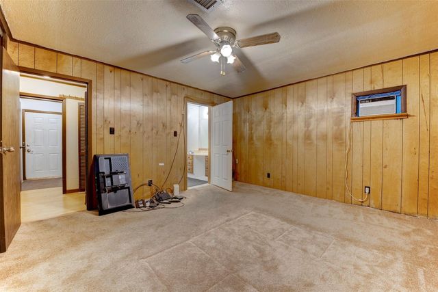 2180 Washington Avenue, Alvin, TX 77511