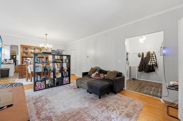 129 Arthur Avenue SE, Minneapolis, MN 55414