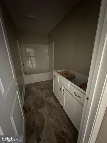 103 TONTO TRL, Winchester, VA 22602