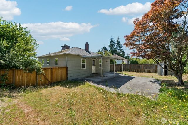 10235 33rd Avenue SW, Seattle, WA 98146