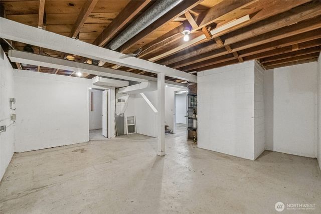 10235 33rd Avenue SW, Seattle, WA 98146