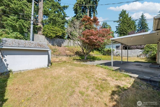 10235 33rd Avenue SW, Seattle, WA 98146