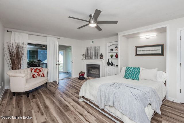 2726 Hollywood Terrace 124, Louisville, KY 40206