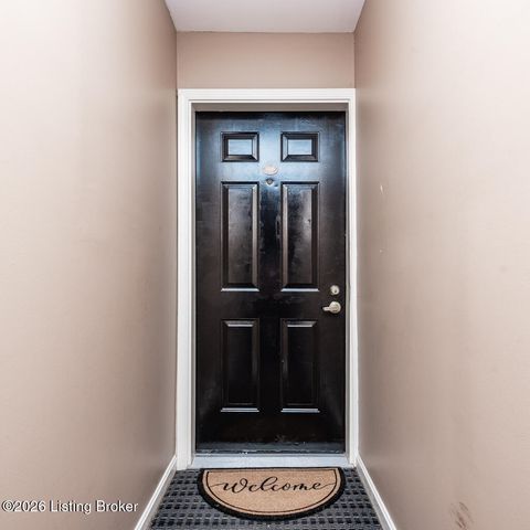 2726 Hollywood Terrace 124, Louisville, KY 40206
