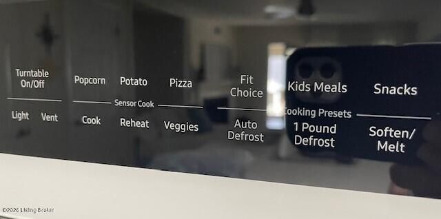 2726 Hollywood Terrace 124, Louisville, KY 40206