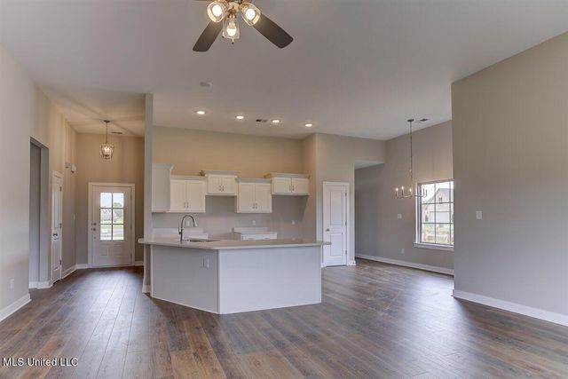 7736 Carmel Cove, Walls, MS 38680