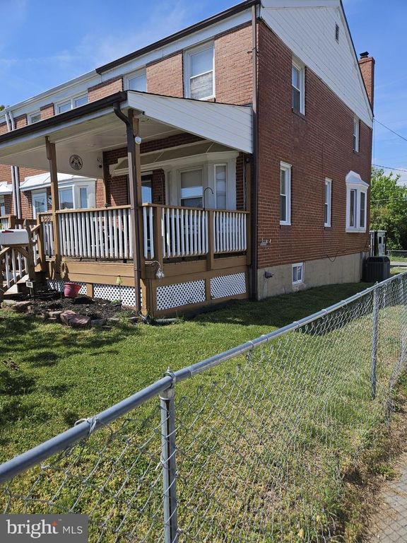 688 MIDDLESEX RD, Essex, MD 21221