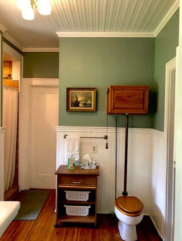 1001 S Locust Street, Clarksville, TX 75426