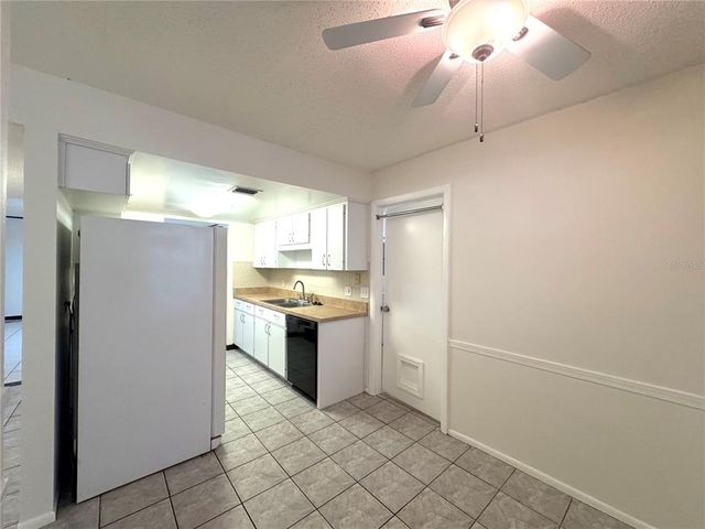 4589 LIGHTHOUSE CIRCLE 51, Orlando, FL 32808