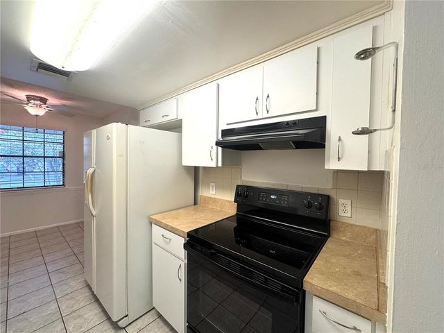 4589 LIGHTHOUSE CIRCLE 51, Orlando, FL 32808