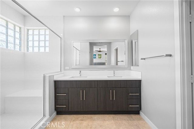 814 Beacon, Irvine, CA 92618