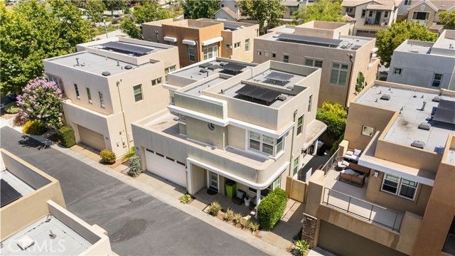 814 Beacon, Irvine, CA 92618