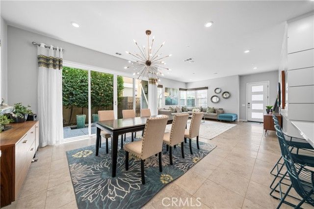 814 Beacon, Irvine, CA 92618