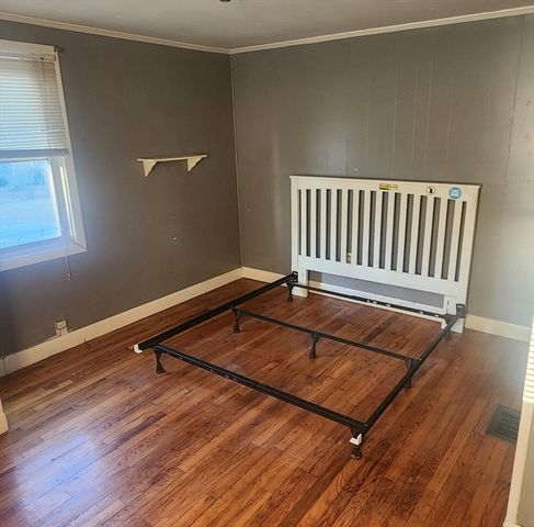 1 Gibbs Ball Park Rd, Wareham, MA 02571