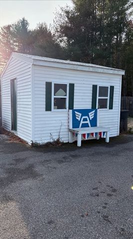 1 Gibbs Ball Park Rd, Wareham, MA 02571