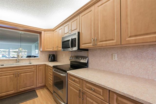 5710 Princess Palm Ct A, Delray Beach, FL 33484