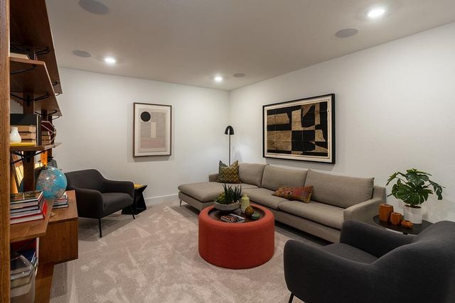 9204 The Ravine WAY, Austin, TX 78744