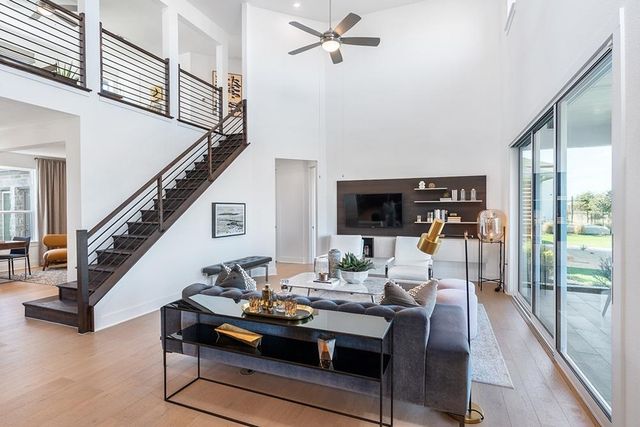 9204 The Ravine WAY, Austin, TX 78744