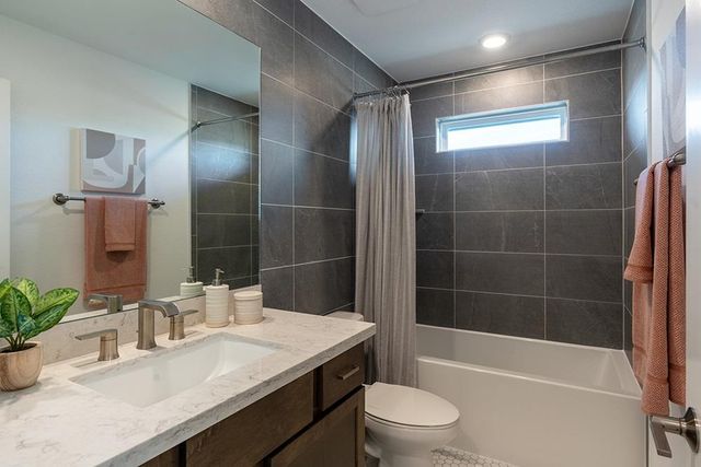 9204 The Ravine WAY, Austin, TX 78744