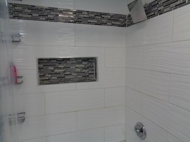 4560 Stonehedge Road, Columbus, OH 43231