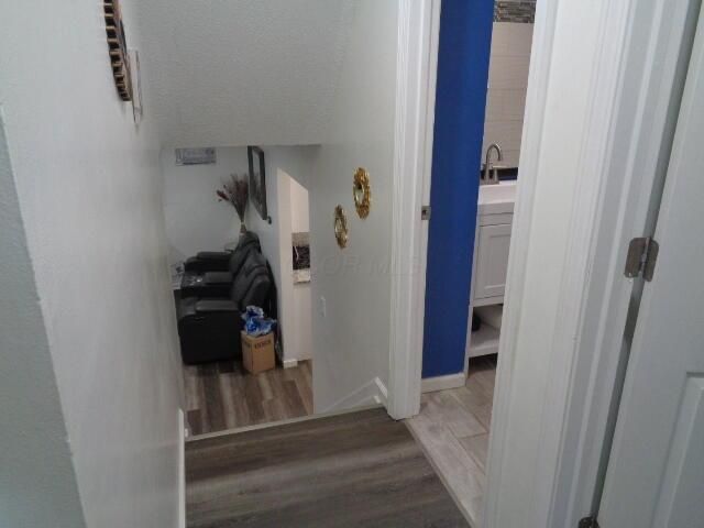 4560 Stonehedge Road, Columbus, OH 43231